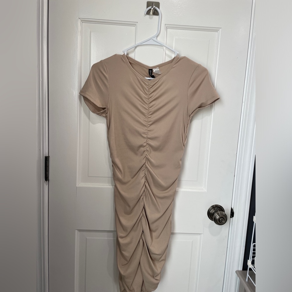H&M Beige Ruched Bodycon Dress